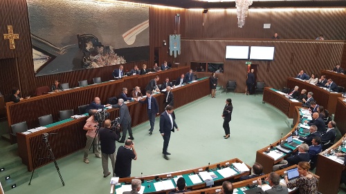 L'ingresso in Aula dei neo Consiglieri Morandini, Lippolis, Singh e Boschetti - Foto CR