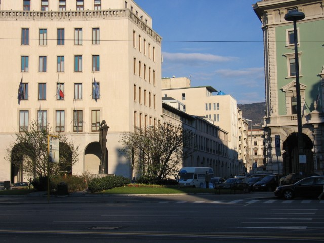 Il Palazzo del Consiglio regionale sito a Trieste in piazza Oberdan