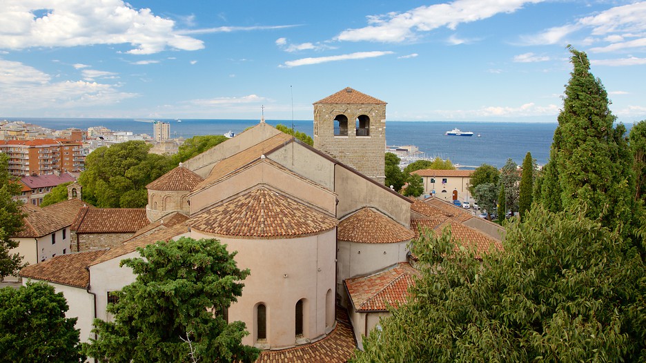 La cattedrale di San Giusto a Trieste (da google maps)